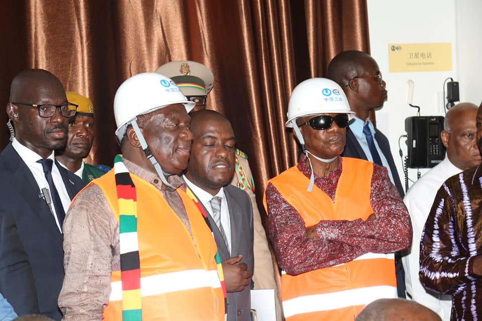 Le président du Zimbabwé à la découverte de kaléta et de Souapiti