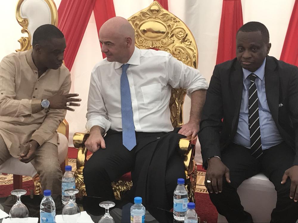 La délégation de la FIFA et de la CAF au Centre Technique de Nongo et au Centre Sportif et de Loisirs