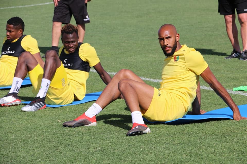 CAN 2019: les joueurs du Syli National sont il en grève au Maroc ? La réponse du coach Paul Put ( vidéo )