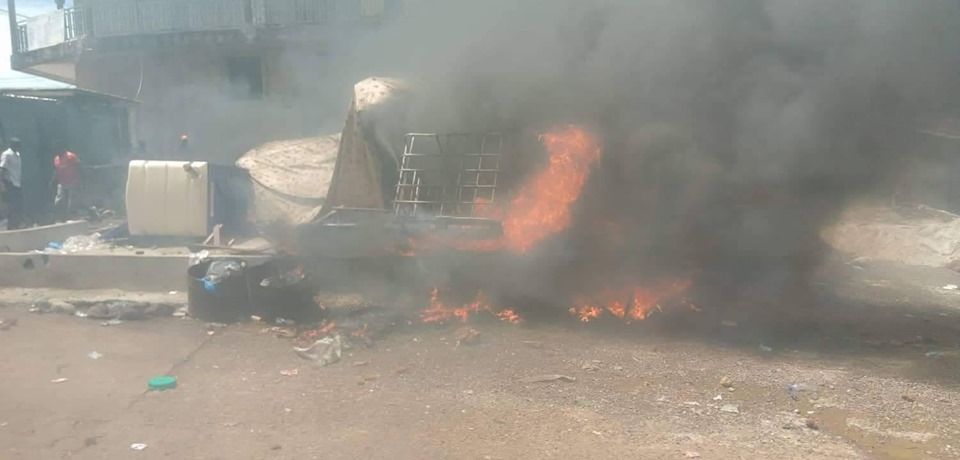 Heurts à Conakry entre forces de sécurité et opposants à un 3e mandat de Condé