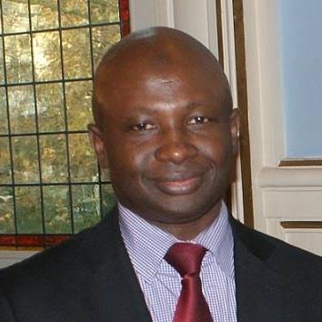 Paris: quand Ibrahima Sory Makanéra dérape en injuriant publiquement l'ambassadeur Amara Camara