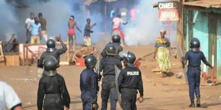 Manifestations contre la nouvelle constitution: le Fndc parle de 7 morts
