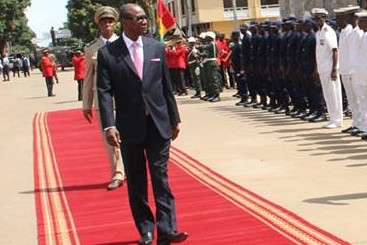 Le Balai Citoyen du Burkina Faso contre un 3e mandat d’Alpha Condé