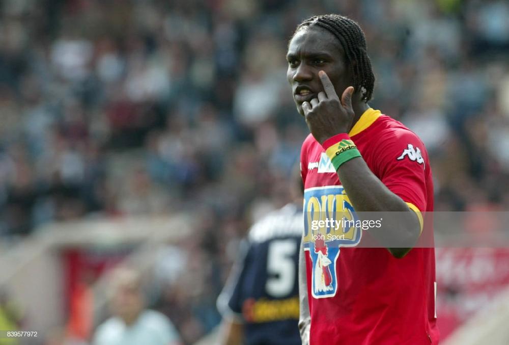 L'ancien attaquant du Syli National, Ismael Bangoura, accuse son ex épouse d'avoir volé son argent
