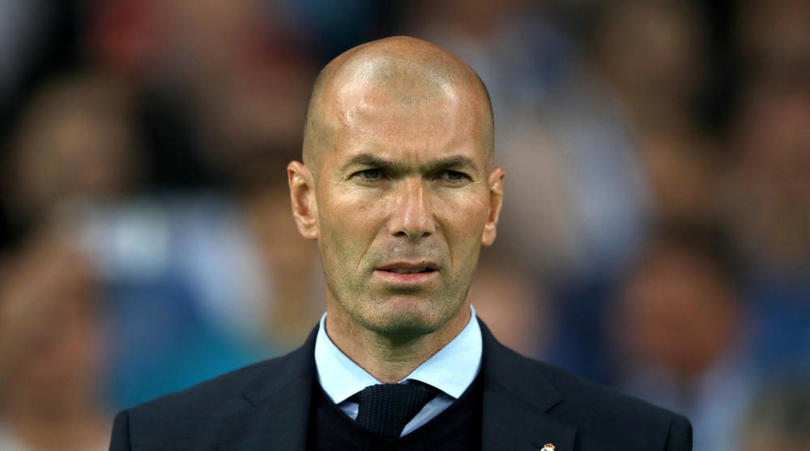 Zidane le percute en voiture, il lui demande un selfie