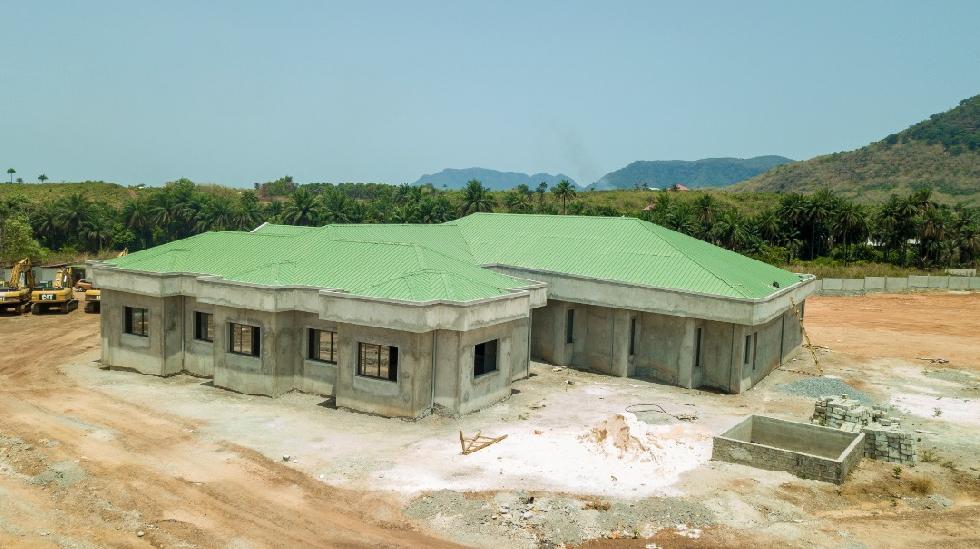 Nongo-Khorira/ Un tour sur les deux grands chantiers du Hafia Football Club du président KPC
