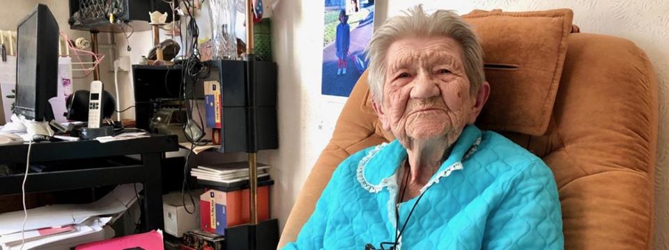 France: une femme de 100 ans, en grève de la faim pour qu'on lui laisse