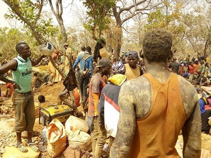 Cinq Burkinabés meurent dans l'éboulement d'une mine d'or à Siguiri ( AGP )