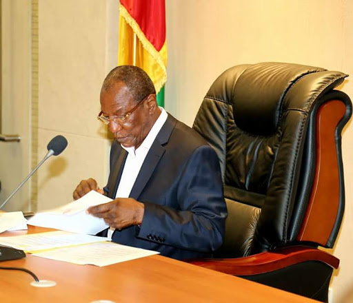 Présidentielle en Guinée : pour Alpha Condé, « c’est comme si nous étions en guerre »