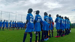 Vidéo - Le jour où les 40 élèves ont ouvert l' Académie de Football Antonio Souaré à Yorokoguia