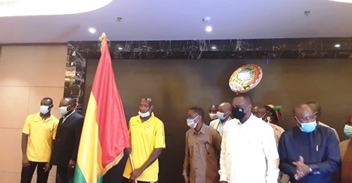 CHAN 2021: après la remise du drapeau, le Syli National Local promet de ramener le trophée à Conakry