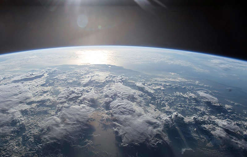 La Terre pourrait bientôt avoir des anneaux à cause de la pollution, selon les scientifiques