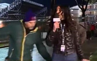 Une journaliste italienne agressée sexuellement en plein direct ( Vidéo )