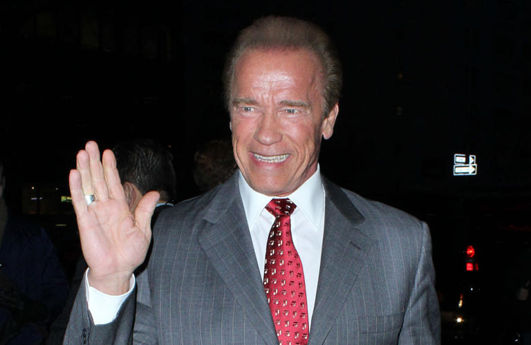 Arnold Schwarzenegger : une femme le poursuit en justice pour de graves blessures causées par un accident de voiture