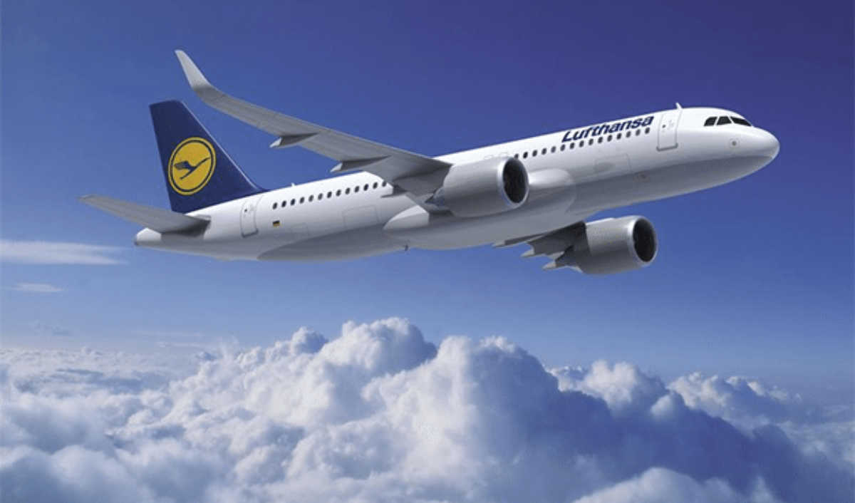 un Allemand meurt en plein vol en crachant « des litres de sang » dans un avion de la Lufthansa