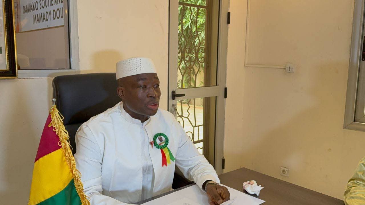 Ligue des Champions CAF: le Horoya AC chez l'ambassadeur de la Guinée au Mali, Ansoumane Camara ( Vidéo )