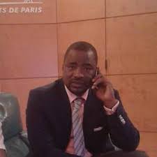 Billo Savané-Sidya: jeux de vieux, jeux de vices ! (Signé Tibou Kamara )