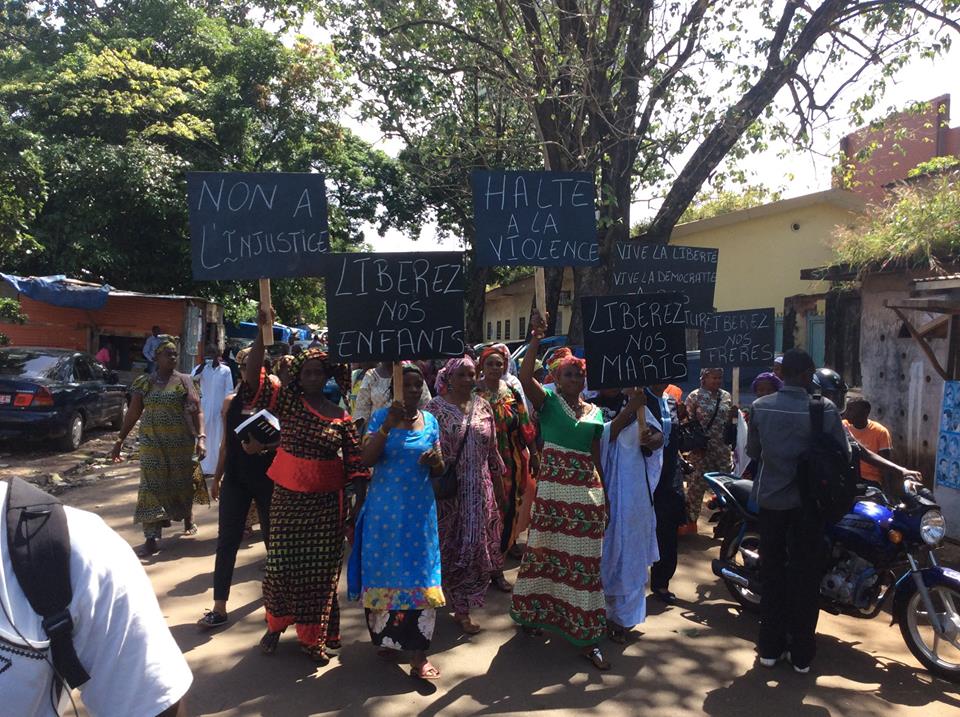 Conakry: manifestation de femmes pour la libération d'opposants