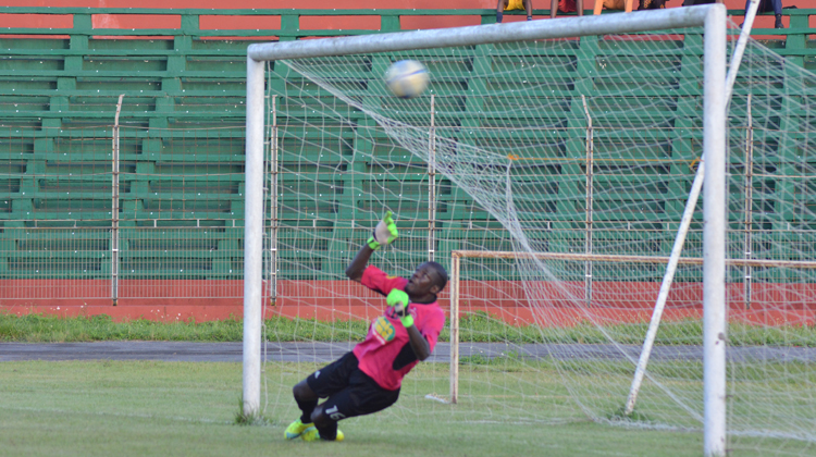 Khadim N'Diaye envoie le Horoya AC en demi finale de la Coupe Nationale Guinée Games