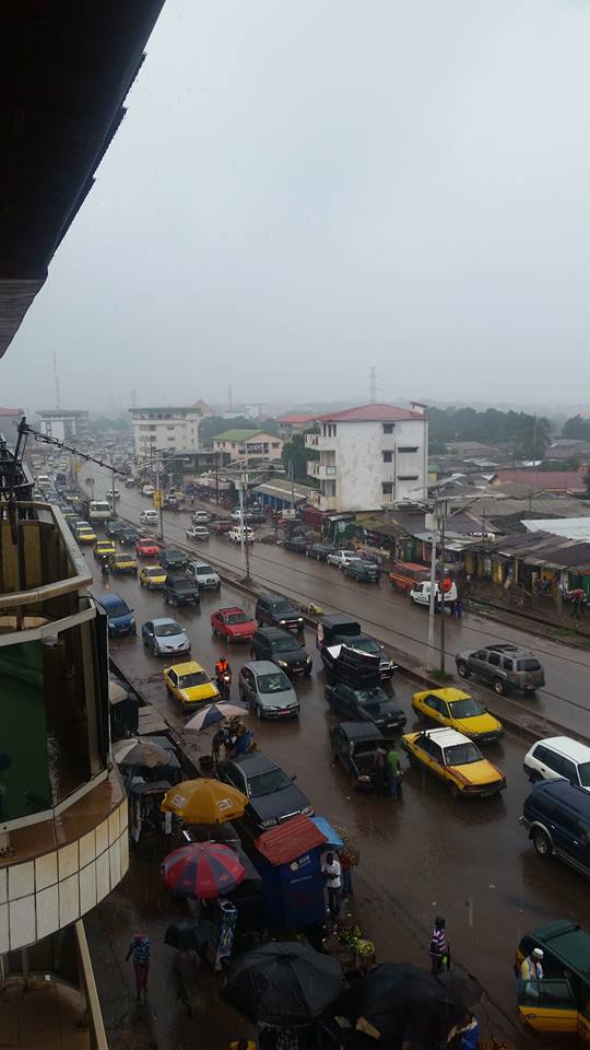 80% des réserves foncières de la Guinée occupées de façon anarchique (ministre)
