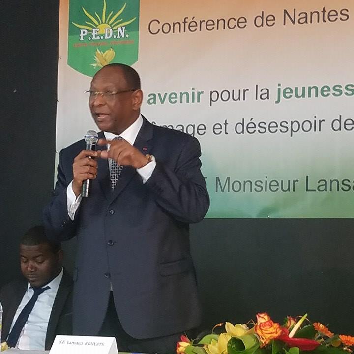 Démonstration de force de Lansana Kouyaté à Nantes en France
