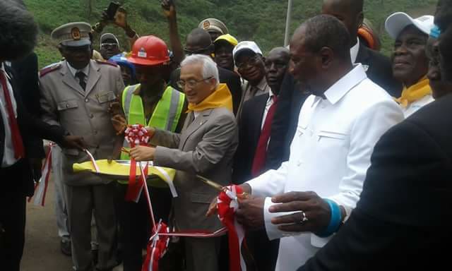 Le chef de l'Etat inaugure le pont de KAAKA