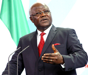 L'ex président Ernest Baï Koromah impressionné par le Centre du Sports et des Loisirs Antonio Souaré de Yorokoguia