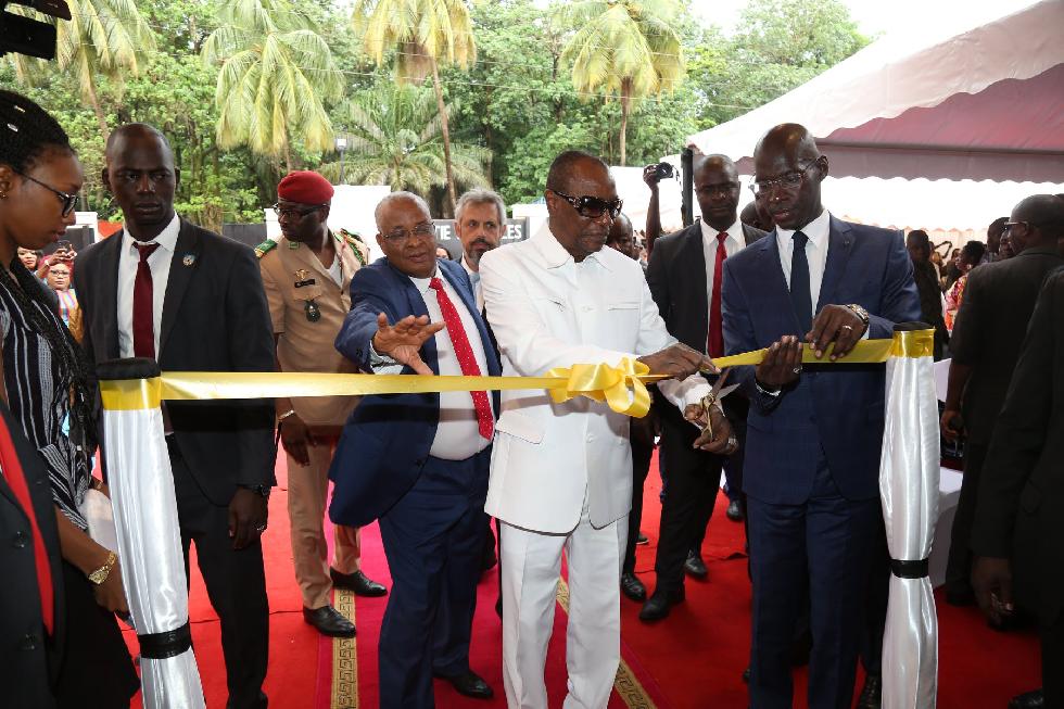 Conakry: le Président Alpha Condé inaugure les hôtels Onomo et Kaloum