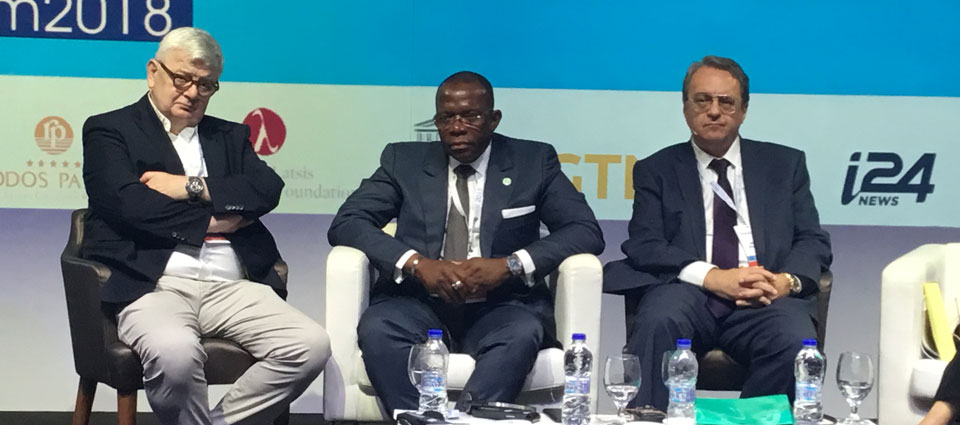 Ibrahima kassory Fofana présent à l'ouverture du forum de Rhodes