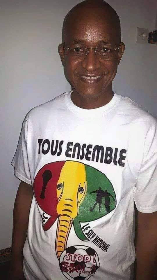 Cellou Dalein en mode fan du Syli National