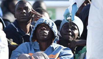 Méditerranée : plus de 300 migrants, en plein naufrage selon l'OIM